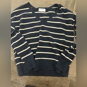 Old Navy Navy and White Striped V-Neck Knit Top Size Small